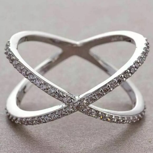 ENGAGMENT WEDDING RING - Picture 1 of 1